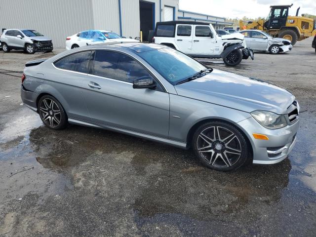 Photo 3 VIN: WDDGJ4HB7DF946386 - MERCEDES-BENZ C 250 