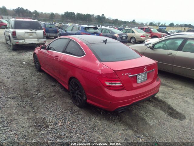 Photo 2 VIN: WDDGJ4HB7DG059879 - MERCEDES-BENZ C-CLASS 