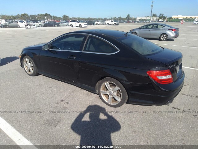 Photo 2 VIN: WDDGJ4HB7DG060286 - MERCEDES-BENZ C-CLASS 