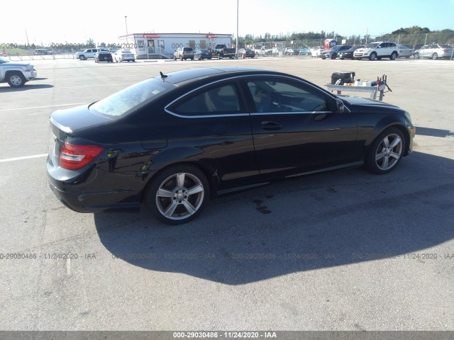 Photo 3 VIN: WDDGJ4HB7DG060286 - MERCEDES-BENZ C-CLASS 