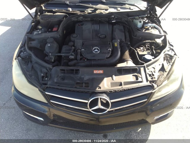 Photo 9 VIN: WDDGJ4HB7DG060286 - MERCEDES-BENZ C-CLASS 