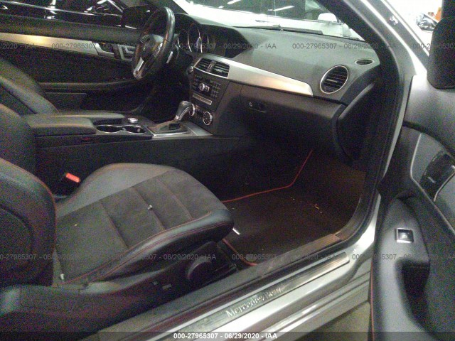 Photo 4 VIN: WDDGJ4HB7EG260151 - MERCEDES-BENZ C-CLASS 