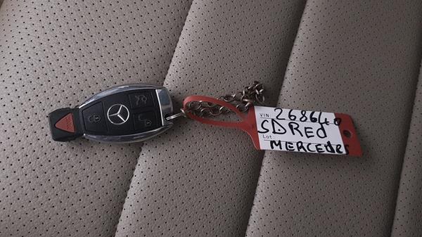 Photo 3 VIN: WDDGJ4HB7EG268640 - MERCEDES-BENZ C 250 