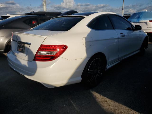 Photo 3 VIN: WDDGJ4HB7EG269643 - MERCEDES-BENZ C 250 