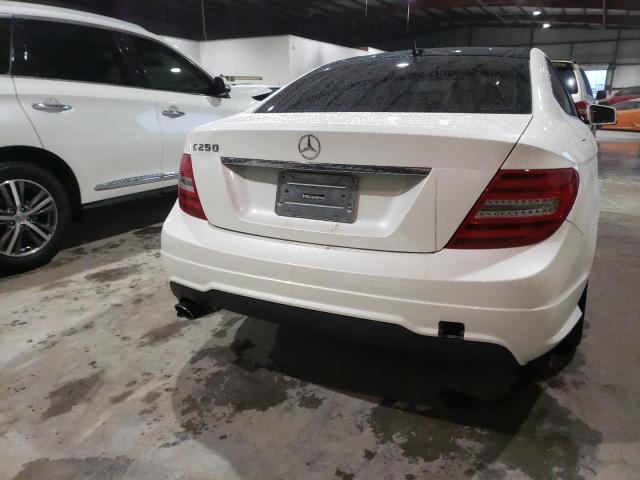 Photo 5 VIN: WDDGJ4HB7FG376189 - MERCEDES-BENZ C-CLASS 