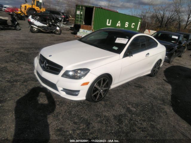 Photo 1 VIN: WDDGJ4HB7FG398502 - MERCEDES-BENZ C 250 