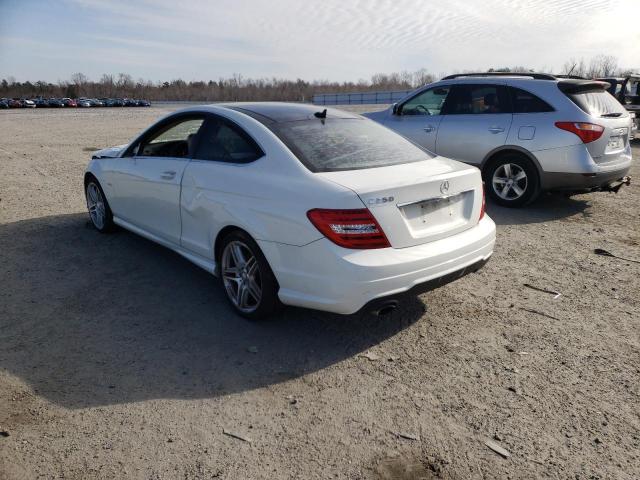 Photo 2 VIN: WDDGJ4HB8CF780412 - MERCEDES-BENZ C 250 