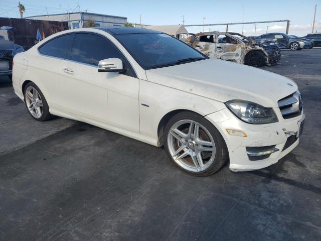 Photo 3 VIN: WDDGJ4HB8CF874189 - MERCEDES-BENZ C 250 