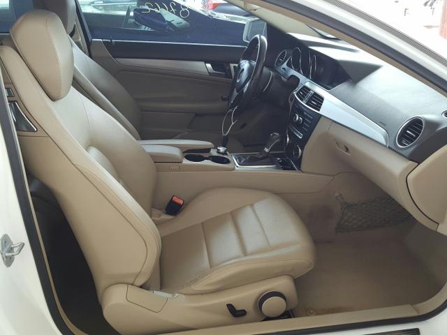 Photo 4 VIN: WDDGJ4HB8DF948115 - MERCEDES-BENZ C 250 