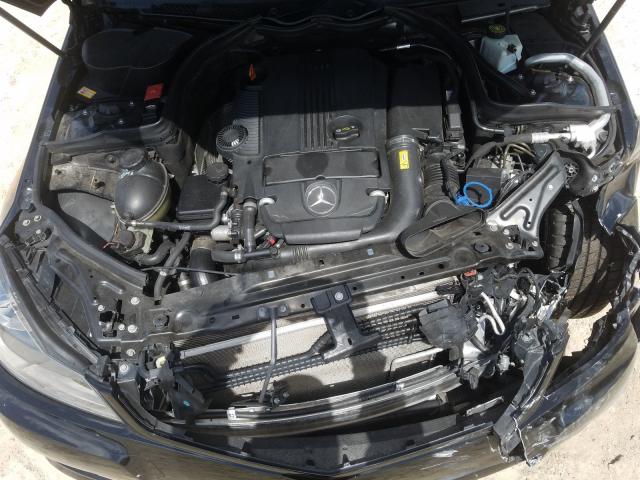 Photo 6 VIN: WDDGJ4HB8DF962662 - MERCEDES-BENZ C 250 