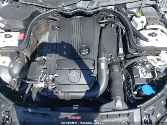 Photo 9 VIN: WDDGJ4HB8DF977808 - MERCEDES-BENZ C 250 