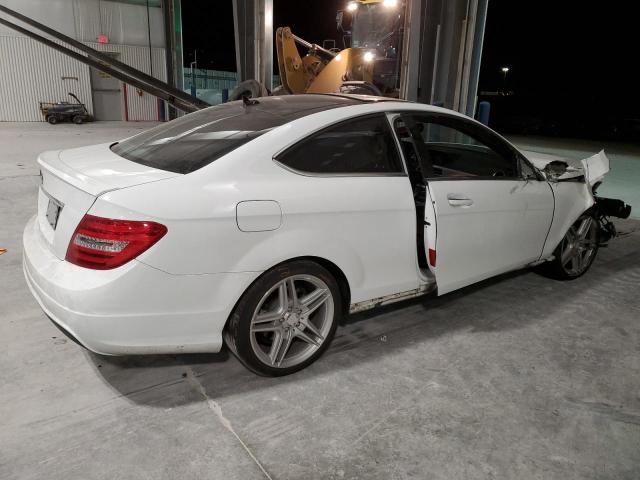 Photo 2 VIN: WDDGJ4HB8DG008522 - MERCEDES-BENZ C 250 