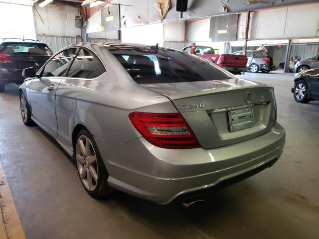 Photo 2 VIN: WDDGJ4HB8DG053086 - MERCEDES-BENZ C 250 