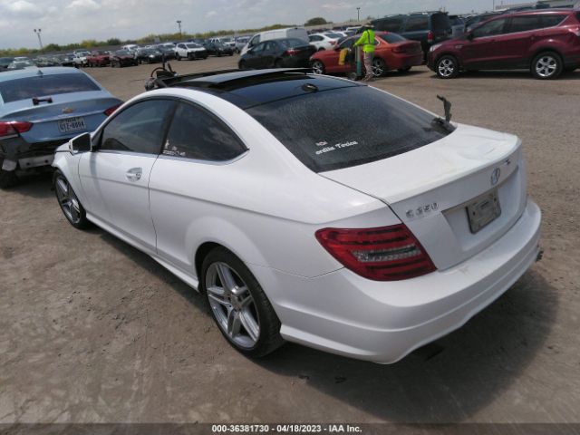 Photo 2 VIN: WDDGJ4HB8DG075539 - MERCEDES-BENZ C 250 