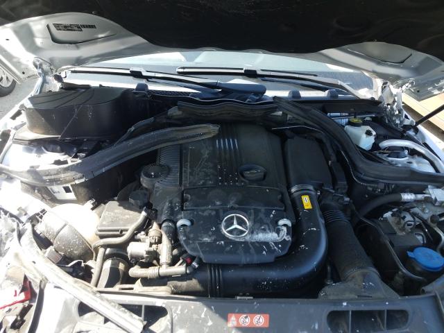 Photo 6 VIN: WDDGJ4HB8FG359627 - MERCEDES-BENZ C 250 