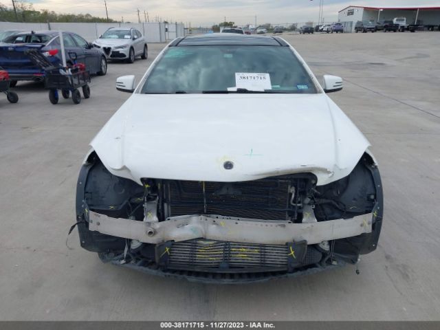 Photo 5 VIN: WDDGJ4HB8FG368473 - MERCEDES-BENZ C 250 