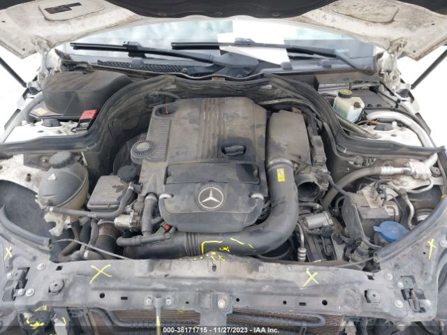 Photo 9 VIN: WDDGJ4HB8FG368473 - MERCEDES-BENZ C 250 