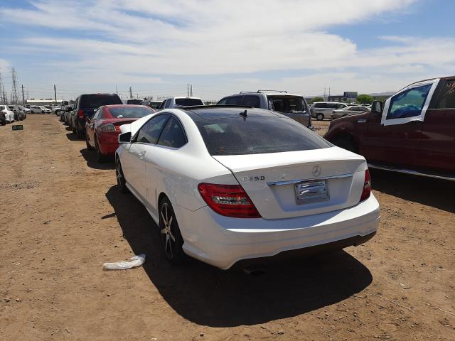 Photo 2 VIN: WDDGJ4HB8FG373043 - MERCEDES-BENZ C 250 