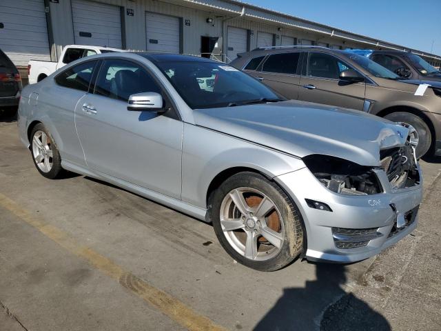 Photo 3 VIN: WDDGJ4HB8FG392319 - MERCEDES-BENZ C-CLASS 