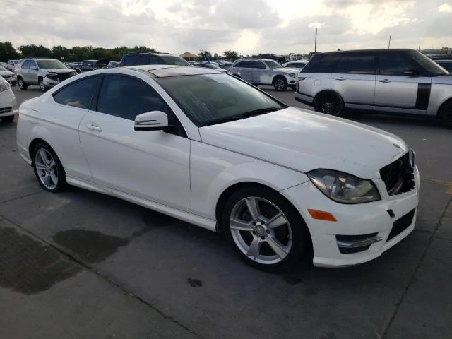 Photo 3 VIN: WDDGJ4HB8FG397942 - MERCEDES-BENZ C 250 