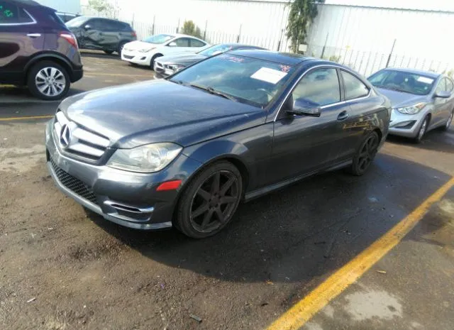 Photo 1 VIN: WDDGJ4HB9CF767376 - MERCEDES-BENZ C-CLASS 