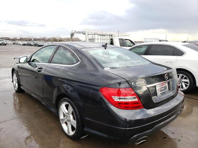 Photo 2 VIN: WDDGJ4HB9CF797946 - MERCEDES-BENZ C 250 