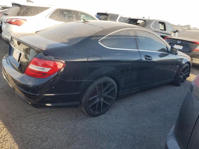 Photo 2 VIN: WDDGJ4HB9CF805060 - MERCEDES-BENZ C 250 