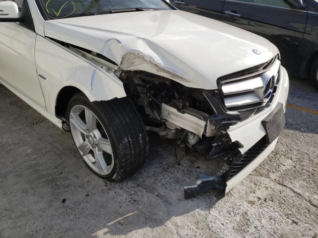 Photo 8 VIN: WDDGJ4HB9CF807858 - MERCEDES-BENZ C 250 