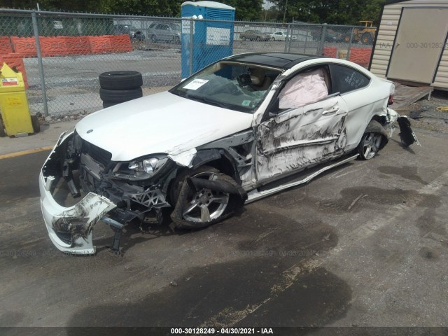 Photo 1 VIN: WDDGJ4HB9CF897142 - MERCEDES-BENZ C-CLASS 