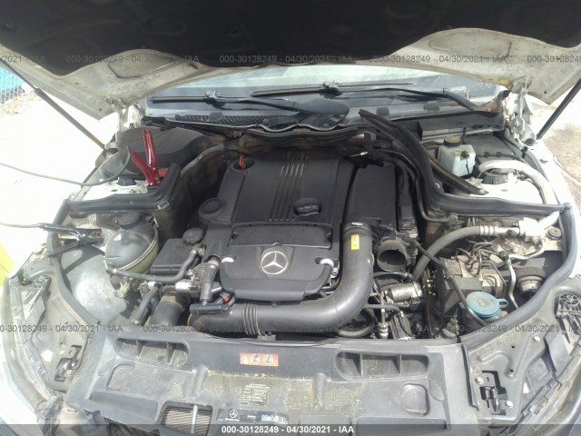 Photo 9 VIN: WDDGJ4HB9CF897142 - MERCEDES-BENZ C-CLASS 