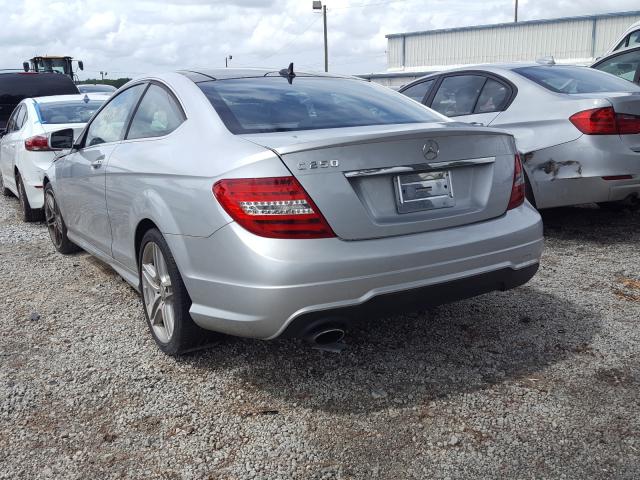 Photo 2 VIN: WDDGJ4HB9DF990180 - MERCEDES-BENZ C 250 