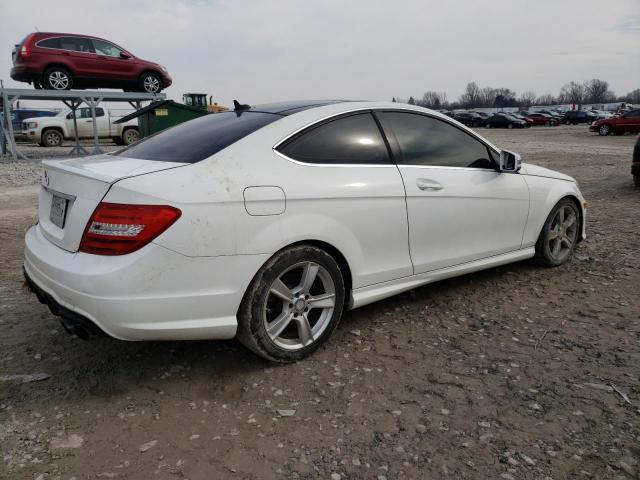 Photo 2 VIN: WDDGJ4HB9DG062489 - MERCEDES-BENZ C-CLASS 