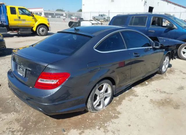 Photo 3 VIN: WDDGJ4HB9EG174839 - MERCEDES-BENZ C 250 