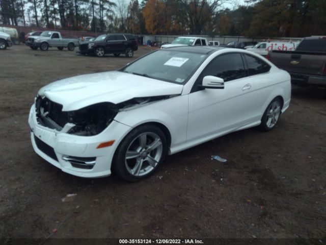 Photo 1 VIN: WDDGJ4HB9FG358728 - MERCEDES-BENZ C 250 