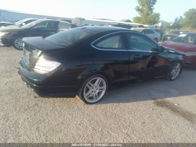 Photo 3 VIN: WDDGJ4HB9FG358759 - MERCEDES-BENZ C-CLASS 