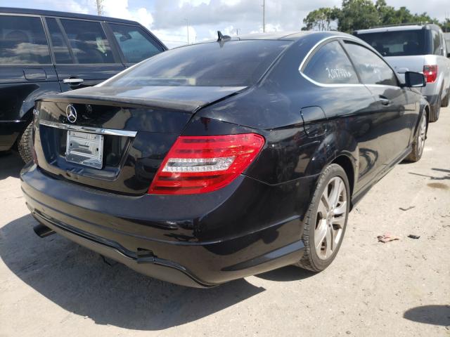 Photo 3 VIN: WDDGJ4HBXCF864909 - MERCEDES-BENZ C 250 