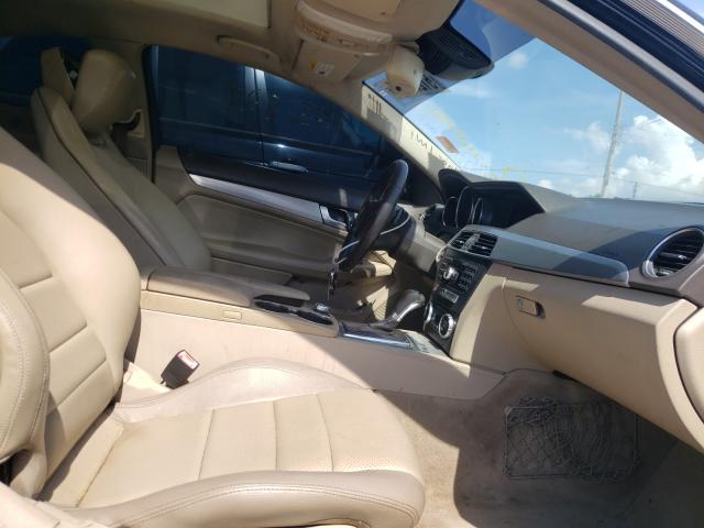 Photo 4 VIN: WDDGJ4HBXCF864909 - MERCEDES-BENZ C 250 