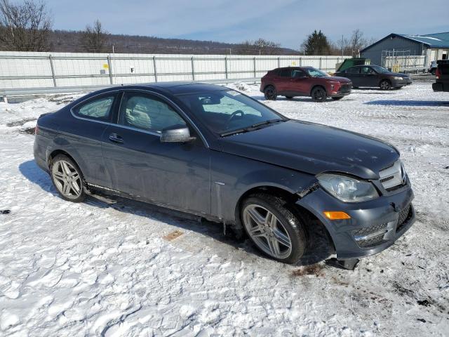 Photo 3 VIN: WDDGJ4HBXCF872248 - MERCEDES-BENZ C-CLASS 