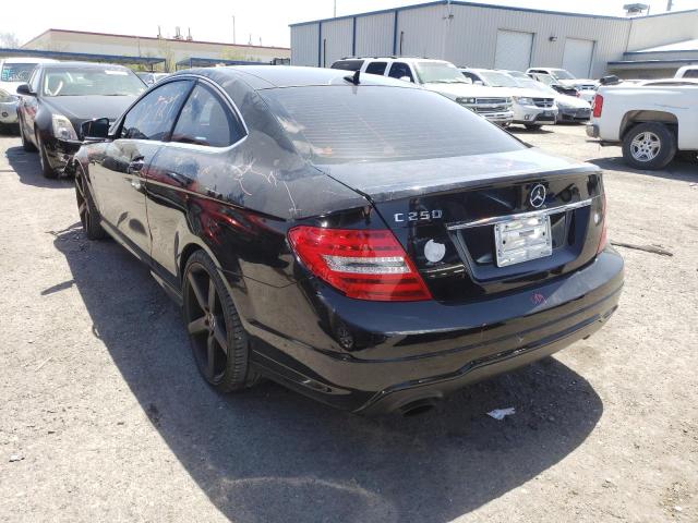 Photo 2 VIN: WDDGJ4HBXCF876753 - MERCEDES-BENZ C 250 