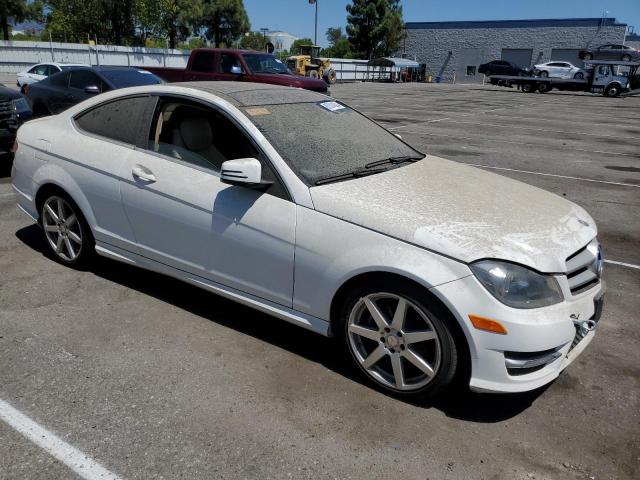 Photo 3 VIN: WDDGJ4HBXDG097557 - MERCEDES-BENZ C 250 