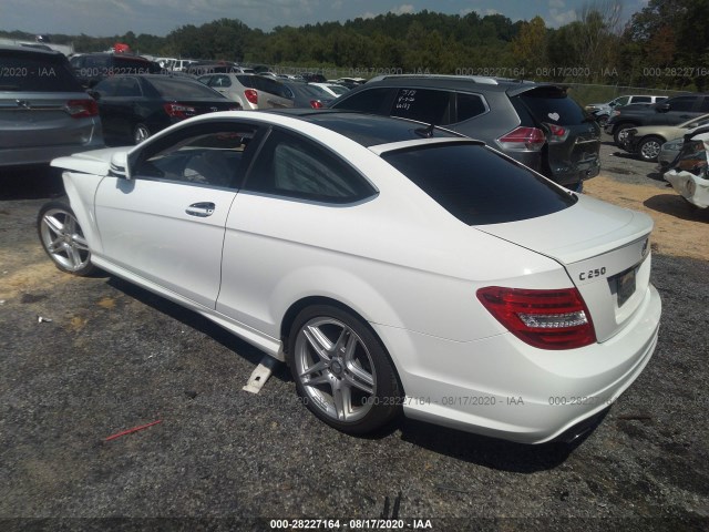 Photo 2 VIN: WDDGJ4HBXEG183534 - MERCEDES-BENZ C-CLASS 