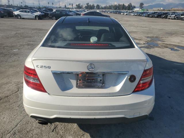 Photo 5 VIN: WDDGJ4HBXEG265344 - MERCEDES-BENZ C-CLASS 