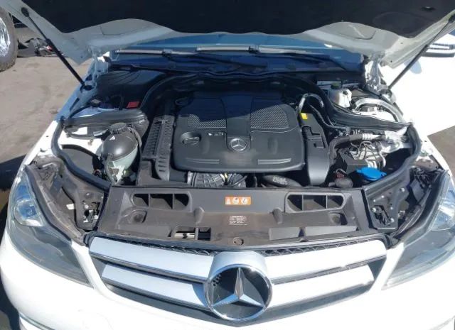 Photo 9 VIN: WDDGJ5HB2DF949136 - MERCEDES-BENZ C-CLASS 