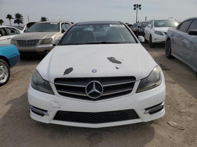 Photo 4 VIN: WDDGJ5HB7FG327872 - MERCEDES-BENZ C 350 