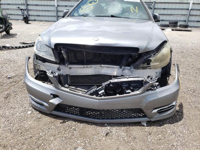 Photo 8 VIN: WDDGJ5HB8CF797300 - MERCEDES-BENZ C 350 