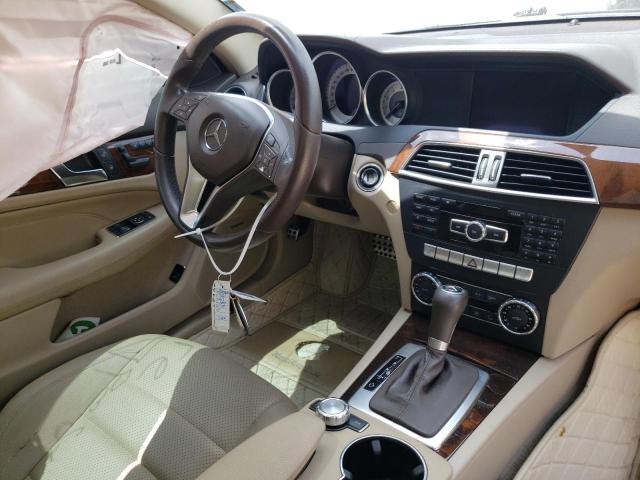 Photo 8 VIN: WDDGJ5HB9CF937029 - MERCEDES-BENZ C 350 