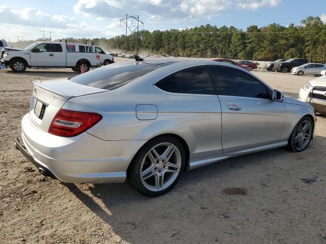 Photo 2 VIN: WDDGJ5HB9DG110790 - MERCEDES-BENZ C-CLASS 