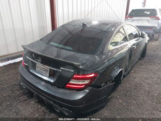 Photo 3 VIN: WDDGJ7HB1CF832111 - MERCEDES-BENZ C-CLASS 