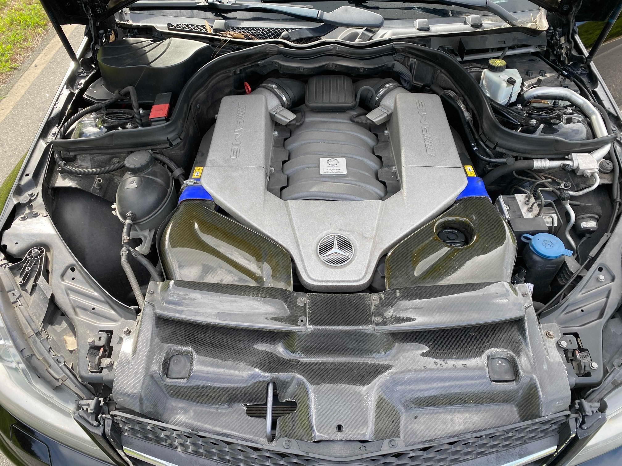 Photo 6 VIN: WDDGJ7HB9CF771378 - MERCEDES-BENZ C 63 AMG 