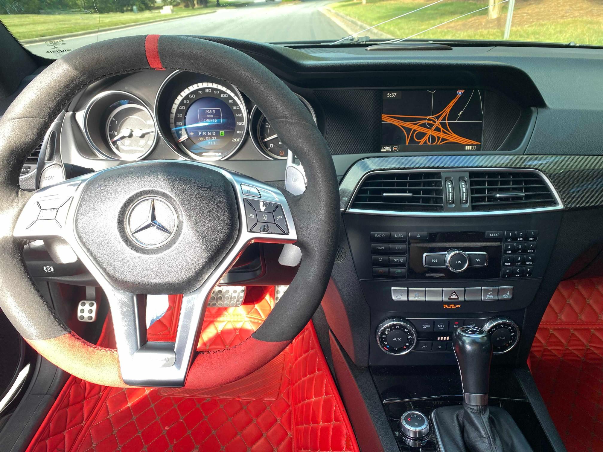 Photo 8 VIN: WDDGJ7HB9CF771378 - MERCEDES-BENZ C 63 AMG 